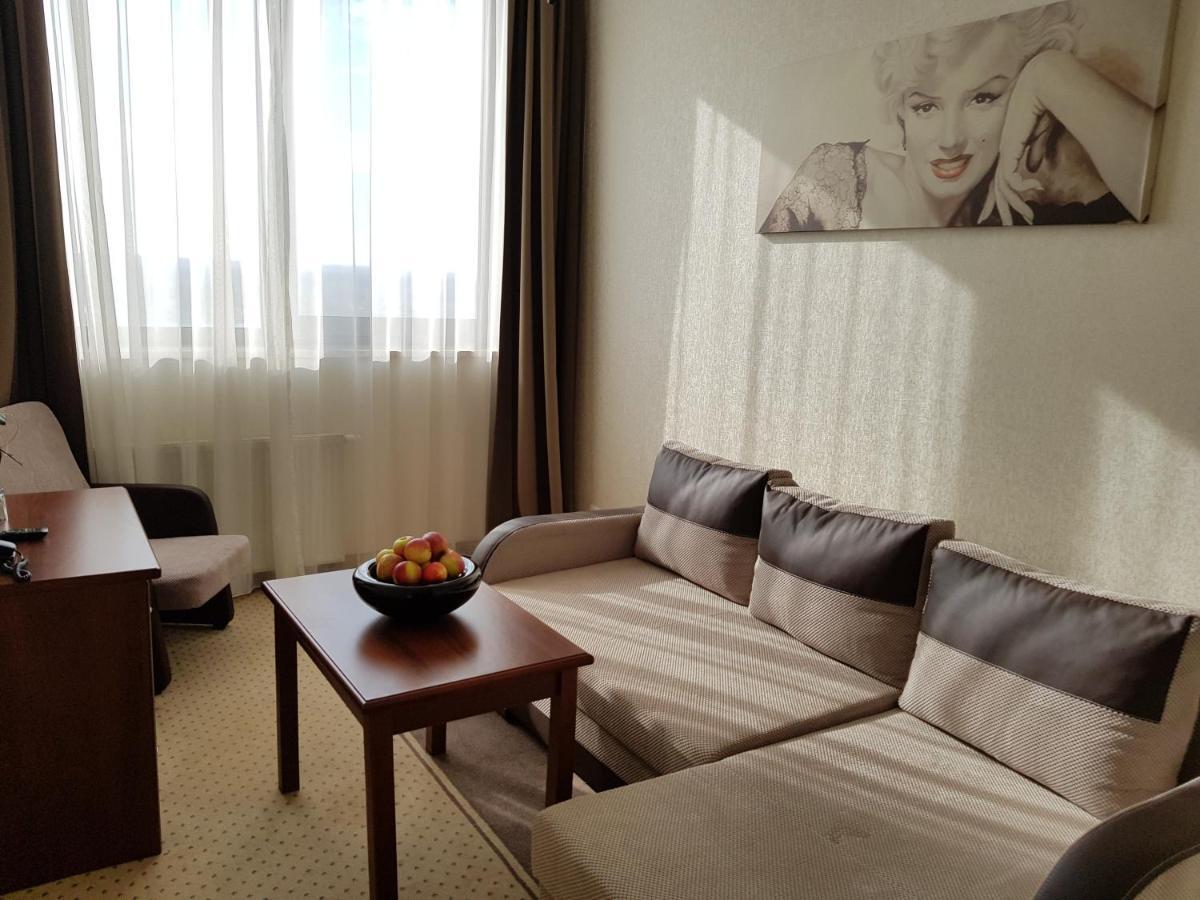 Hotel Starzynski Плоцьк Екстер'єр фото