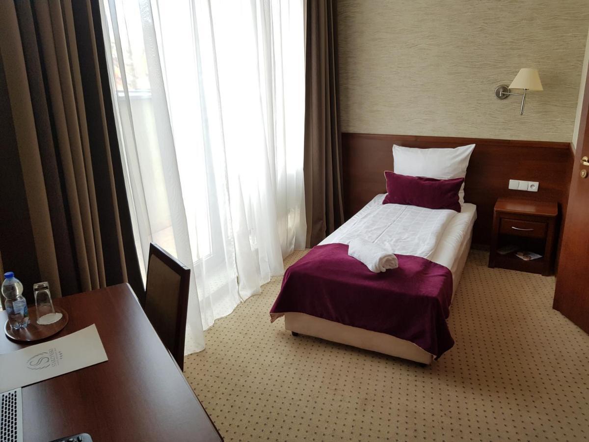 Hotel Starzynski Плоцьк Екстер'єр фото
